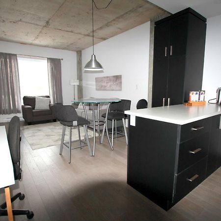 Condo "Imagine" - Stationnement Prive Inclus Québec Buitenkant foto