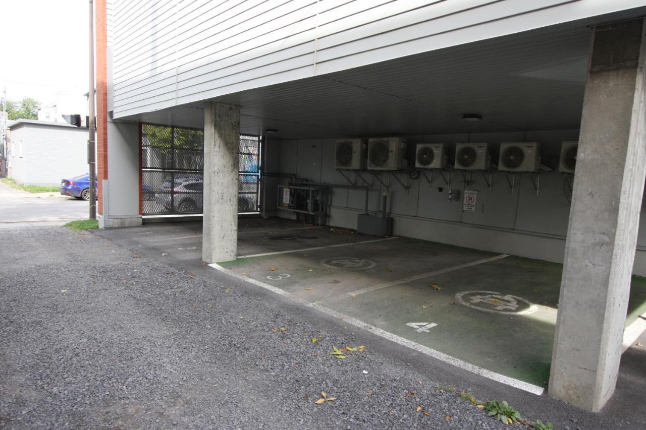 Condo "Imagine" - Stationnement Prive Inclus Québec Buitenkant foto