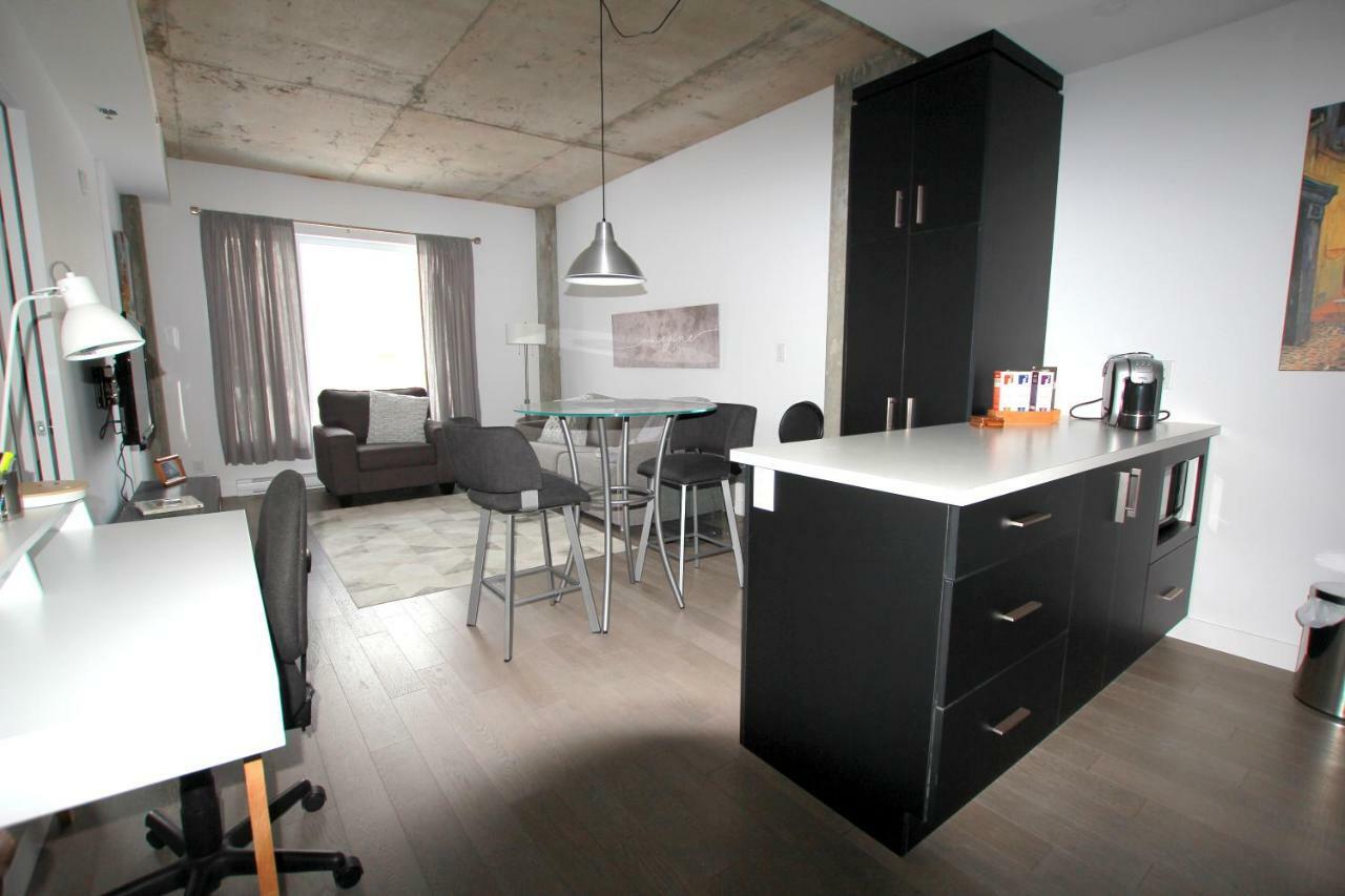 Condo "Imagine" - Stationnement Prive Inclus Québec Buitenkant foto